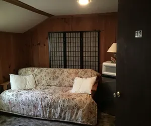 Photo 4 - Gateway Inn