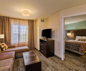 Photo 4 - Staybridge Suites Bismarck by IHG