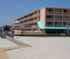 Photo 2 - Beau Rivage Beach Resort