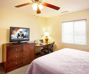 Photo 4 - Affordable Suites Augusta