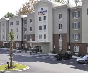 Photo 2 - Candlewood Suites Mooresville/Lake Norman,NC, an IHG Hotel