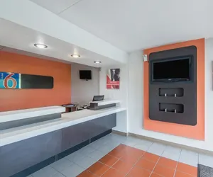 Photo 5 - Motel 6 Overland Park, KS