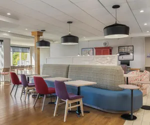 Photo 3 - Home2 Suites by Hilton Biloxi North/D'Iberville