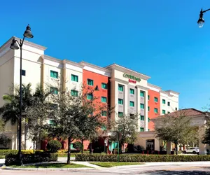 Photo 2 - Courtyard by Marriott Miami Homestead