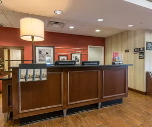 Photo 5 - Hampton Inn Bangor