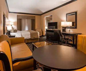 Photo 4 - Best Western Plus Airport Inn & Suites