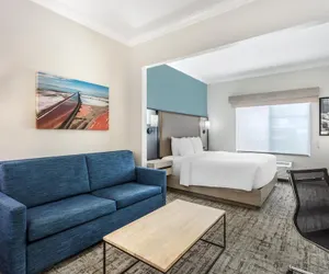 Photo 4 - Best Western Plus Airport Inn & Suites