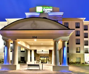 Photo 2 - Holiday Inn Express & Suites Oak Ridge, an IHG Hotel