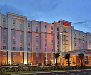 Photo 2 - Hampton Inn & Suites Orlando Airport @ Gateway Village