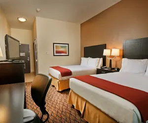 Photo 4 - Holiday Inn Express Hotel & Suites Pearsall, an IHG Hotel