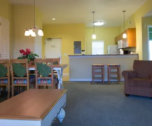 Photo 3 - Barefoot Suites