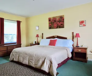 Photo 4 - Vinehurst Inn And Suites