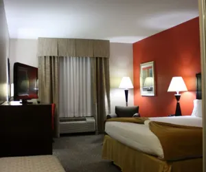 Photo 3 - Holiday Inn Express Toledo North, an IHG Hotel