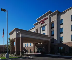 Photo 2 - Hampton Inn Beloit