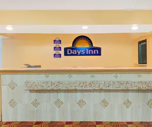 Photo 3 - Days Inn by Wyndham Independence