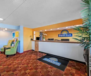 Photo 3 - Days Inn by Wyndham Independence