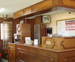 Photo 3 - Nevada Inn