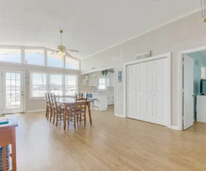 Photo 3 - Garden City Beach House Escape!