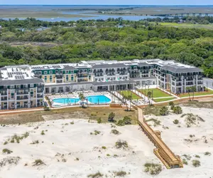 Photo 2 - Courtyard by Marriott Jekyll Island