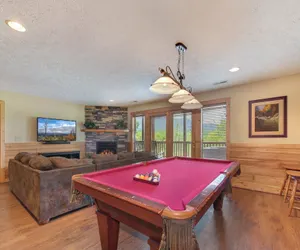 Photo 4 - Eagles Point Lodge