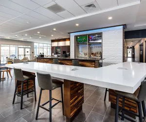 Photo 5 - Courtyard by Marriott Pensacola I-10 West
