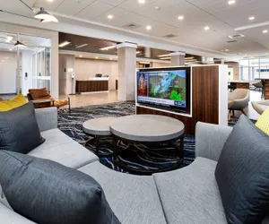 Photo 4 - Courtyard by Marriott Pensacola I-10 West