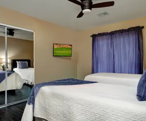 Photo 5 - Resort-like w/ Tennis, Bocci, Golf & Games Galore!