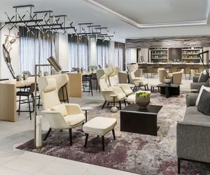 Photo 4 - AC by Marriott Portland Beaverton