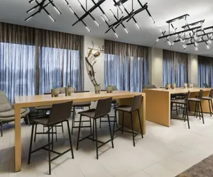 Photo 5 - AC by Marriott Portland Beaverton