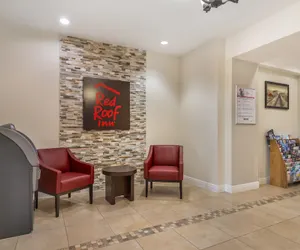 Photo 2 - Red Roof Inn La Porte