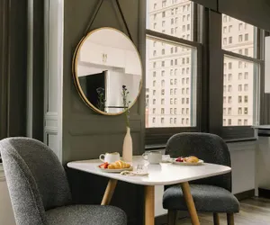 Photo 5 - Sonder by Marriott Bonvoy Gabriel Richard Apartments Downtown