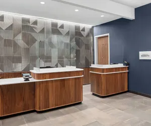 Photo 3 - Courtyard by Marriott Lansing Downtown