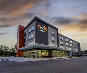 Photo 2 - Avid Hotels Milwaukee West Waukesha, an IHG Hotel