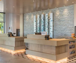 Photo 4 - Hilton Garden Inn Boston Canton