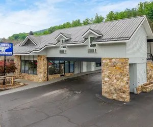 Photo 2 - Gatlinburg Mountain Inn