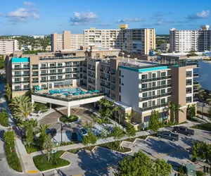 Photo 2 - Home2 Suites by Hilton Pompano Beach Pier