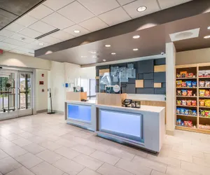 Photo 3 - Holiday Inn Express and Suites Asheboro by IHG