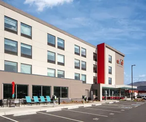 Photo 2 - avid hotel Wenatchee by IHG