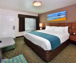 Photo 5 - Old Town Inn