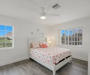 Photo 5 - Fourwinds Ave. 1152 Marco Island Vacation Rental 4 Bedroom Home by Redawning