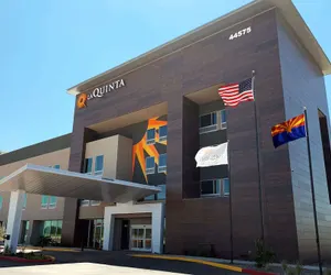 Photo 2 - La Quinta Inn & Suites by Wyndham Maricopa - Copper Sky