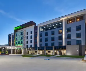 Photo 2 - Holiday Inn Cookeville, an IHG Hotel