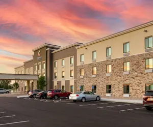 Photo 2 - Comfort Inn & Suites North Mankato