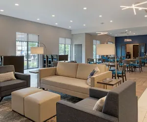 Photo 5 - MainStay Suites Cincinnati University - Uptown