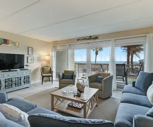 Photo 2 - Spotted Sandpiper Condo Easy access to Pier, Pool and Beach Access are Steps Away by RedAwning
