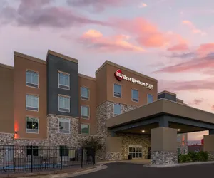 Photo 2 - Best Western Plus McPherson
