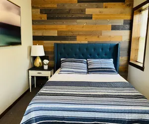 Photo 2 - Rockwood Resort Motel