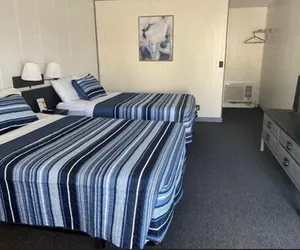 Photo 4 - Rockwood Resort Motel