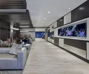 Photo 3 - SpringHill Suites by Marriott Chicago Chinatown