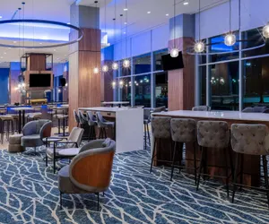 Photo 4 - La Quinta Inn & Suites by Wyndham Nashville Downtown / Stadium